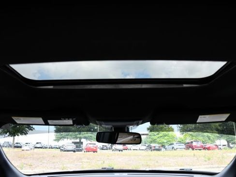 Used 2017 Ford Explorer Limited w/ Equipment Group 301A AWD/4WD image 29