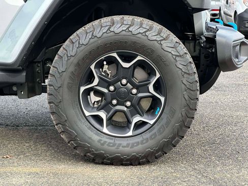 Used 2023 Jeep Wrangler Unlimited Rubicon 4xe w/ Cold Weather Group image 7