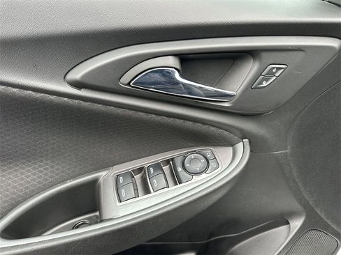 Used 2023 Chevrolet Malibu LT image 13