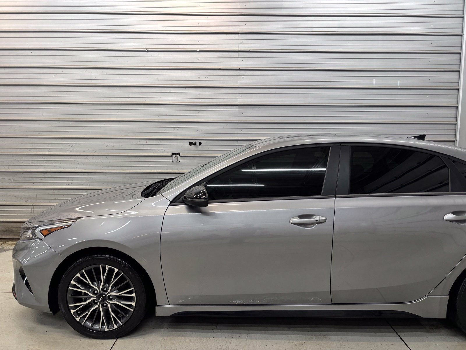 Used 2024 Kia Forte GT-Line w/ GT-Line Premium Package FWD image 3