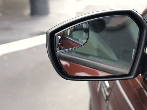 Used 2018 Ford Escape SE w/ SE SYNC Package image 28