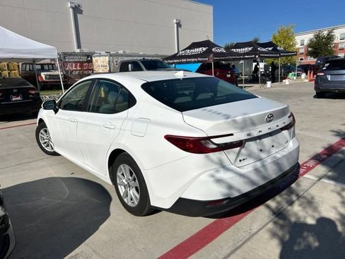 Used 2026 Toyota Camry LE w/ Convenience Package FWD image 6