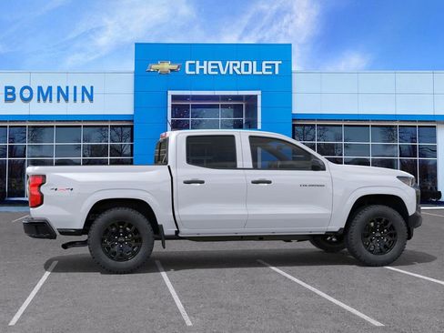 New 2026 Chevrolet Colorado W/T image 5