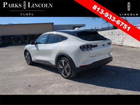 Used 2022 Ford Mustang Mach-E Select w/ Comfort/Technology Package image 5