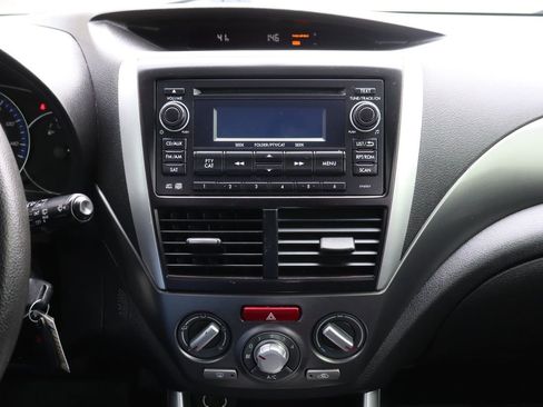 Used 2012 Subaru Forester 2.5X Premium w/ All-Weather Pkg AWD/4WD image 35