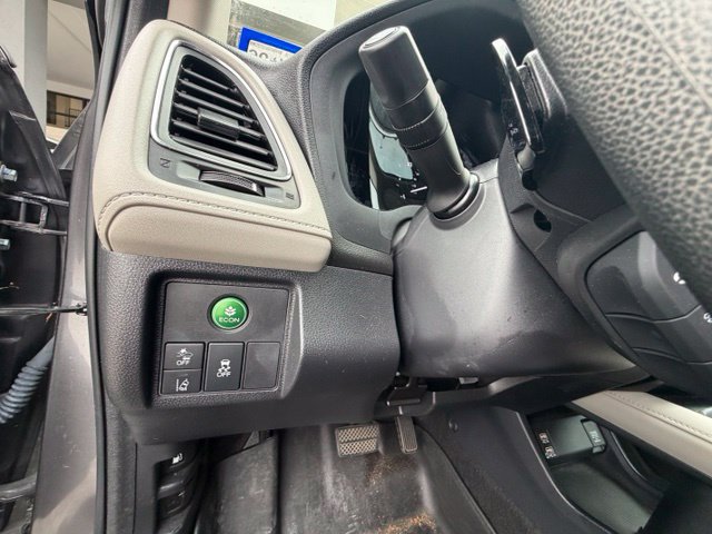Used 2019 Honda HR-V EX image 11