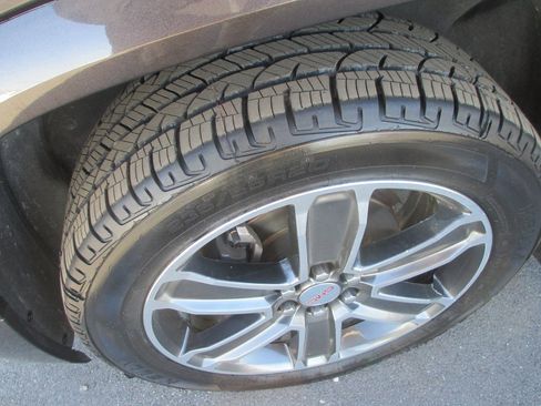 Used 2019 GMC Acadia Denali w/ Technology Package image 11