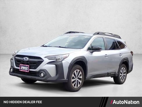 Used 2024 Subaru Outback Premium AWD/4WD image 1