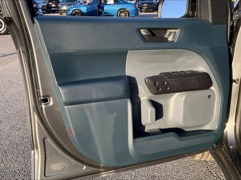 New 2026 Ford Maverick Lariat w/ Black Appearance Package image 10