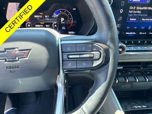 Used 2025 Chevrolet Colorado ZR2 w/ Technology Package AWD/4WD image 16
