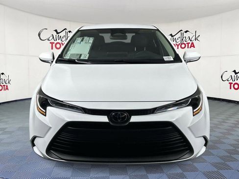 New 2026 Toyota Corolla LE FWD image 2