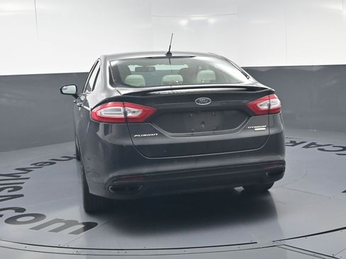 Used 2016 Ford Fusion Titanium FWD image 18