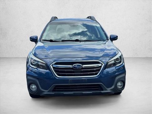 Used 2019 Subaru Outback 2.5i Limited w/ Popular Package #2 AWD/4WD image 2