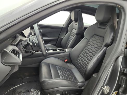 Used 2022 Audi e-tron GT Premium Plus w/ Performance Package image 10