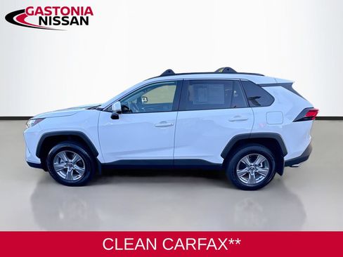 Used 2025 Toyota RAV4 XLE FWD image 5