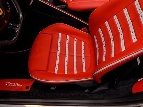 Used 2024 Ferrari Roma Spider image 22