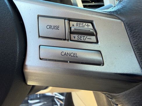 Used 2011 Subaru Outback 2.5i Limited w/ PWR Moonroof Pkg image 19