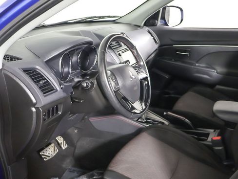 Used 2018 Mitsubishi Outlander Sport LE image 19