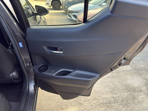 Used 2021 Toyota C-HR LE FWD image 25