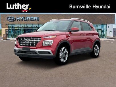 New 2025 Hyundai Venue SEL