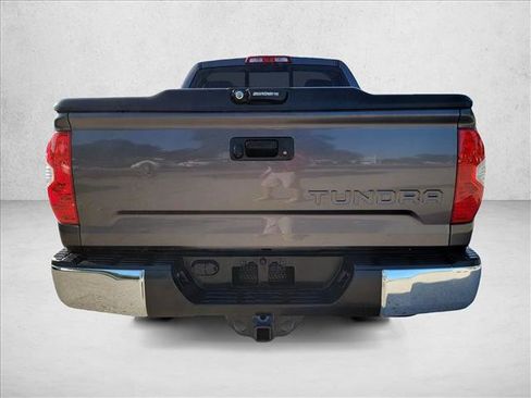Used 2017 Toyota Tundra SR5 RWD image 6