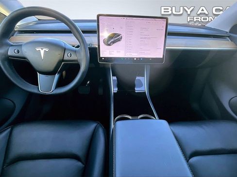 Used 2021 Tesla Model Y Long Range image 16