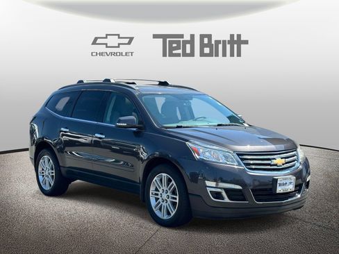Used 2014 Chevrolet Traverse LT w/ All-Star Edition FWD image 3