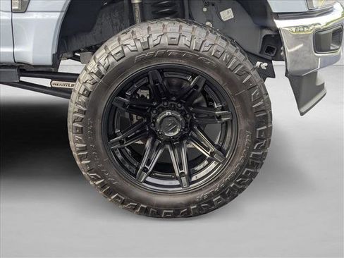 Used 2024 Ford F250 Lariat w/ FX4 Off-Road Package AWD/4WD image 22