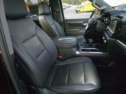 Used 2022 GMC Sierra 1500 SLT w/ SLT Premium Plus Package image 10