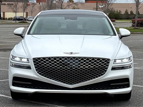Used 2022 Genesis G80 2.5T w/ Prestige Package image 2