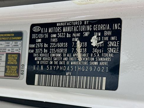 Used 2017 Kia Sorento EX w/ EX V6 Premium Package AWD/4WD image 12
