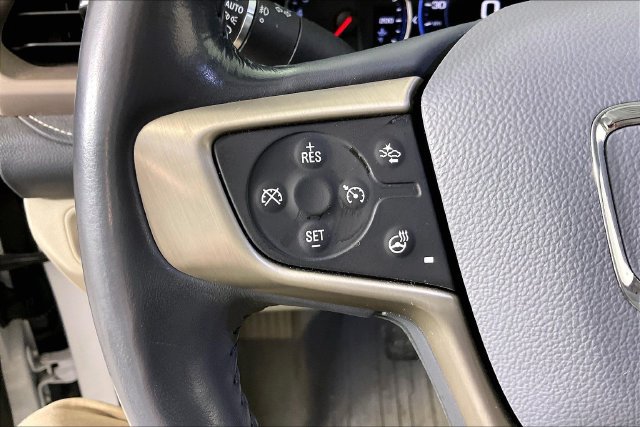 Used 2020 GMC Acadia Denali w/ Denali Ultimate Package AWD/4WD image 6