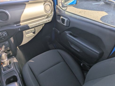 Used 2022 Jeep Wrangler Unlimited Sport image 20