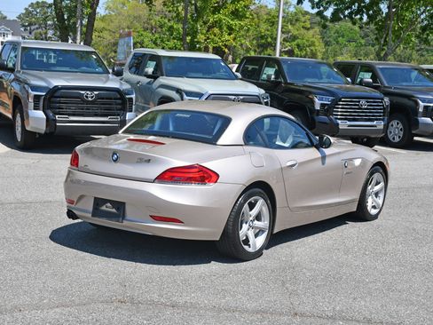 Used 2013 BMW Z4 sDrive28i RWD image 4