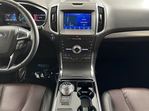 Used 2020 Ford Edge Titanium w/ Equipment Group 301A AWD/4WD image 24