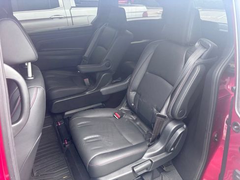 Used 2025 Honda Odyssey Sport-L image 9