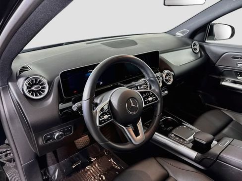 Used 2021 Mercedes-Benz GLA 250 4MATIC image 9