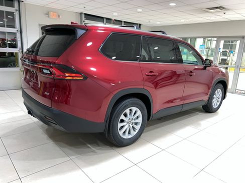 New 2026 Toyota Grand Highlander XLE image 6