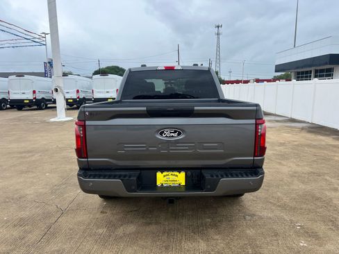 Used 2024 Ford F150 STX w/ STX Black Appearance Package RWD image 4