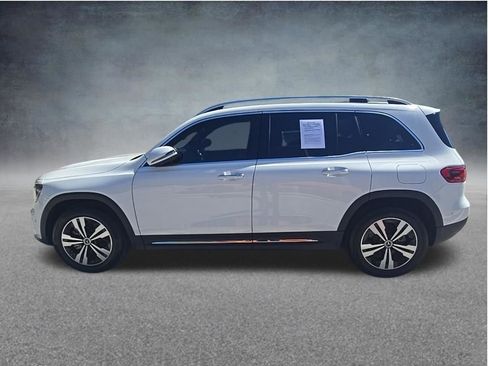 Used 2025 Mercedes-Benz GLB 250 GLB 250 image 8