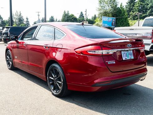 Used 2017 Ford Fusion Energi SE FWD image 4