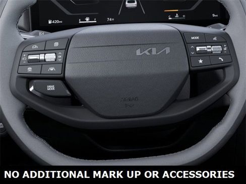 New 2025 Kia K4 EX image 22
