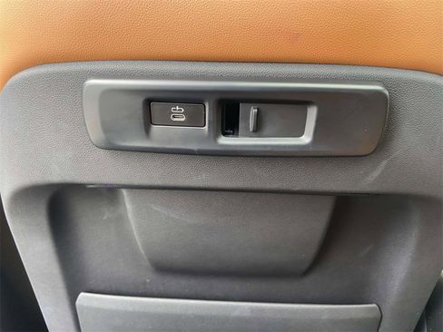 Used 2019 BMW X5 xDrive40i w/ Convenience Package image 18