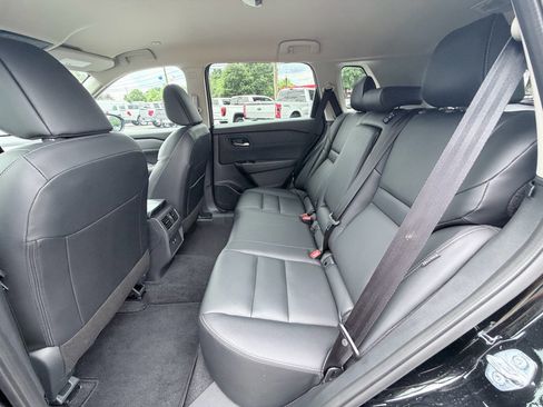 Used 2026 Nissan Rogue SL AWD/4WD image 28