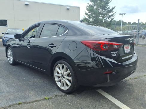 Used 2017 MAZDA MAZDA3 Grand Touring w/ Premium Equipment Package FWD image 4