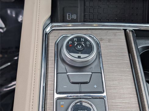 Used 2024 Ford Expedition Max Limited image 28