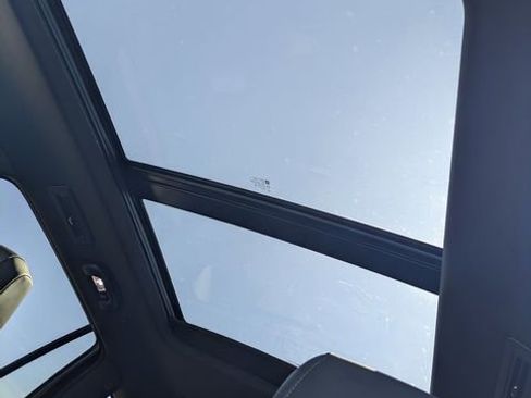 New 2025 Cadillac XT6 Premium Luxury image 19