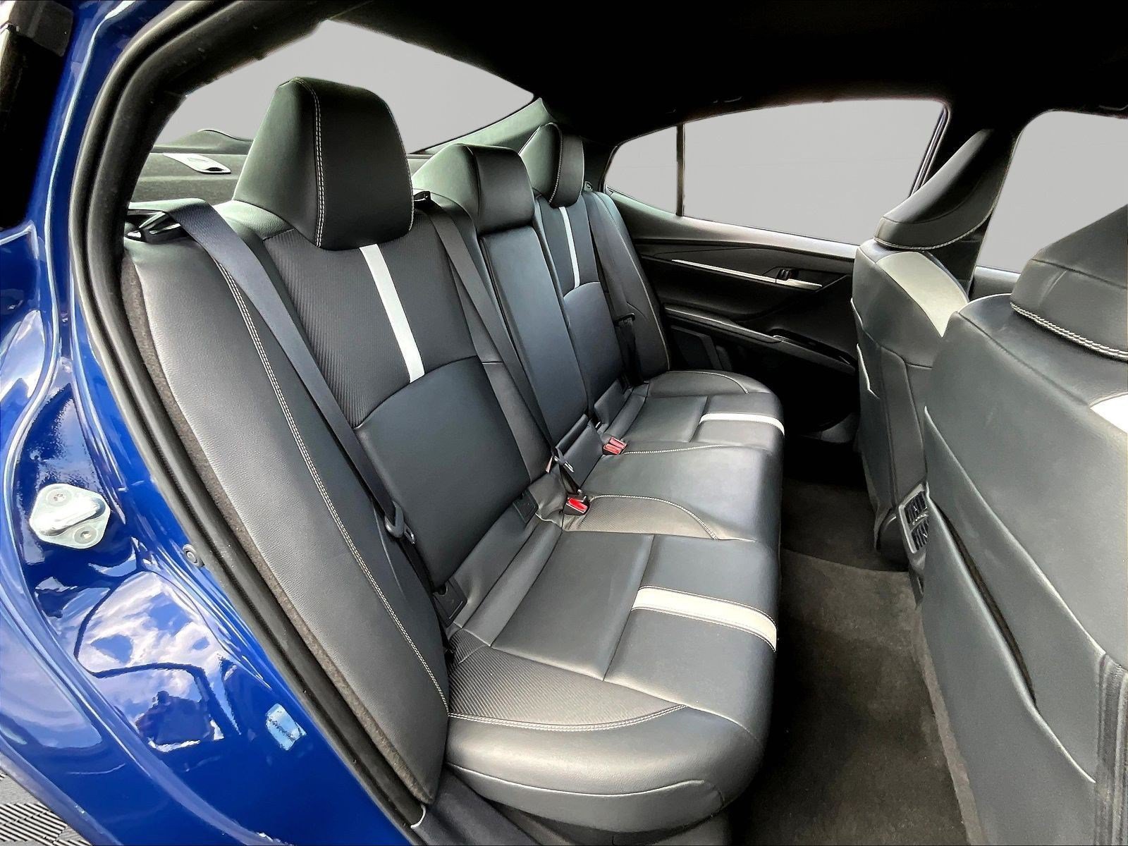Used 2025 Toyota Camry SE FWD image 25