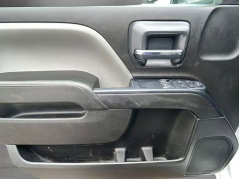 Used 2018 Chevrolet Silverado 2500 W/T w/ WT Convenience Package image 17