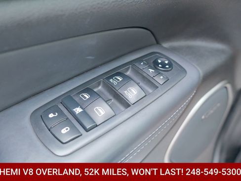 Used 2019 Jeep Grand Cherokee Overland AWD/4WD image 25